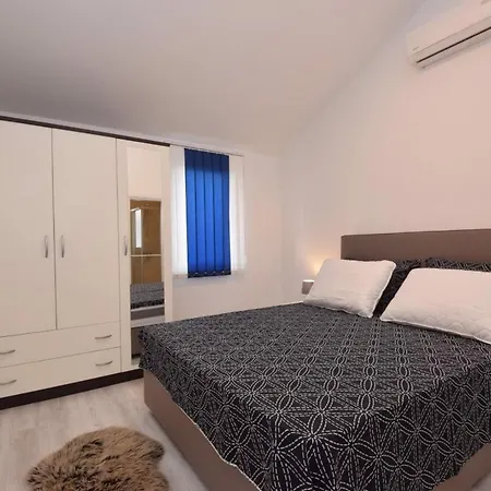 In - Zadar Riviera 41339 Apartment Nin